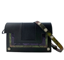 Load image into Gallery viewer, Frihed Cactus Snake Crossbody Bag