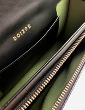 Load image into Gallery viewer, Frihed Cactus Snake Crossbody Bag