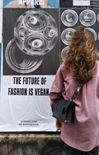 Load image into Gallery viewer, Frihed Cactus Snake Crossbody Bag