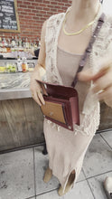 Load and play video in Gallery viewer, redhandbag-crossbody-clutch-cactusleather-mexicocity-madeinmexico
