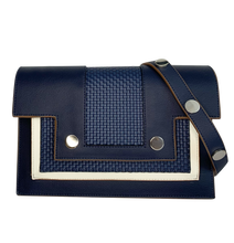 Load image into Gallery viewer, Doizpe-Asktasuna-crossbody-clutch-cactusleather-mexicocity-madeinmexico-womensbags-mensbags-nyc
